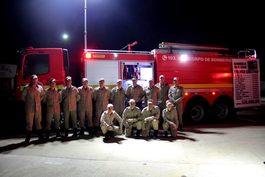 NO ANIVERSÁRIO DE 30 ANOS, MUNICÍPIO DE MACHADINHO DO OESTE RECEBE CAMINHÃO DE COMBATE A INCÊNDIO E UM POSTO DA JUCER - News Rondônia