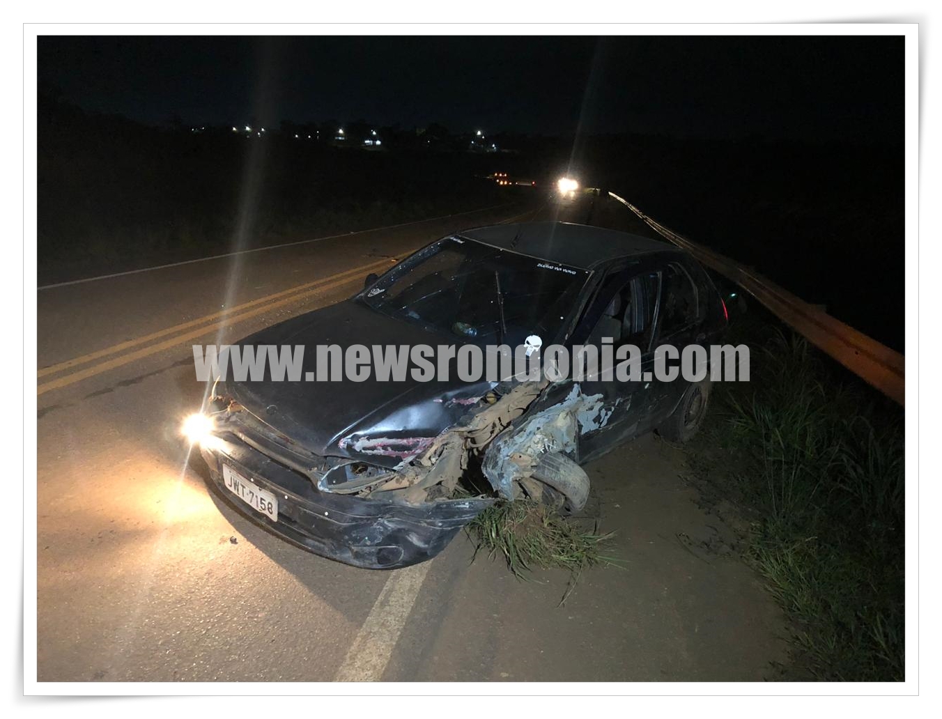 Grave colisão frontal entre carros na BR-319 deixa motorista com perna fraturada (VÍDEO) - News Rondônia