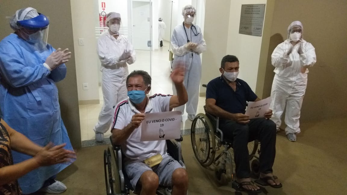 Pacientes recebem alta em Vilhena e elogiam atendimento na Central de Atendimento à Covid-19 - News Rondônia
