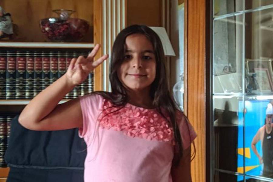 Menina de 9 anos deixa bilhete em agasalho para doação e emociona - News Rondônia