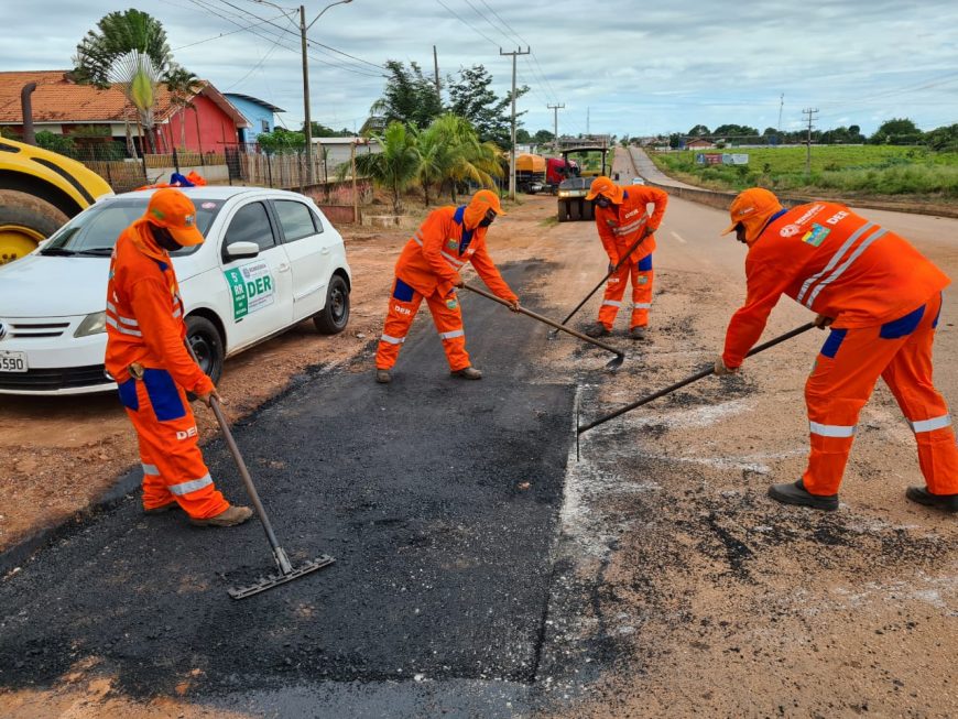 REINSERÇÃO - Reeducandos atuam nas frentes de serviços do DER; 145 foram inseridos por meio do Programa Reconstruir - News Rondônia