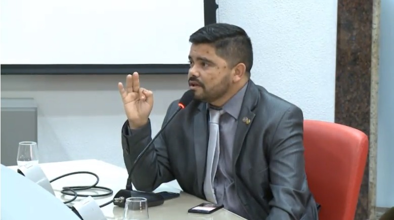 UNIFORMES - APÓS INTERVERSÃO DO DEPUTADO JESUÍNO COMANDO DA PM FAZ ALTERAÇÕES EM NOVO FARDAMENTO - News Rondônia