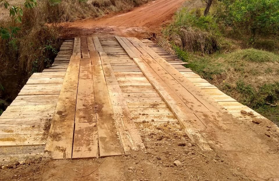 Semosp recupera a ponte da linha 188 em Rolim de Moura - News Rondônia
