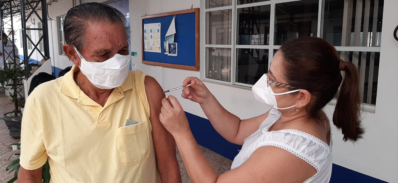 Idosos acima de 60 anos: Semusa alerta para o reforço da vacinação contra a Covid-19 - News Rondônia