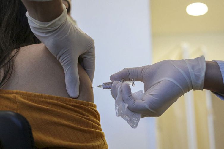 ESPERANÇA: Estudo com 50 mil pessoas aponta segurança da vacina chinesa - News Rondônia