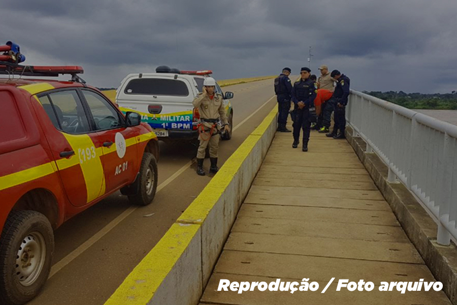 DEPOIS DO CHIFRE: Homens se encontram na Ponte do Rio Madeira e desistem de pular - News Rondônia