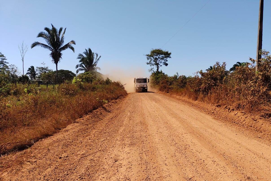 Recuperação de estradas nos distritos avança com período de poucas chuvas - News Rondônia
