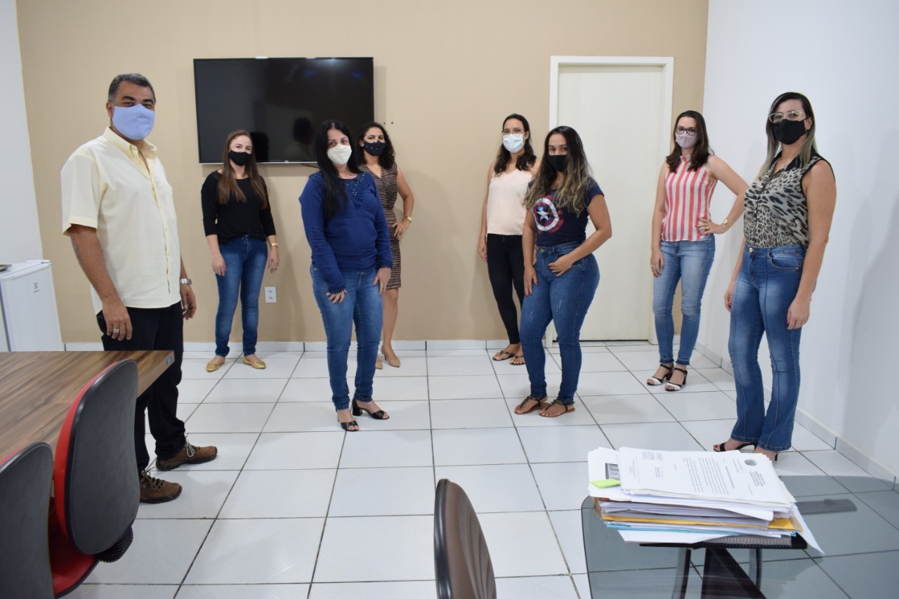 Professores aprovados no concurso público de 2019 tomam posse na Prefeitura - News Rondônia