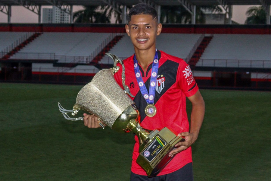 FUTEBOL - Ex-aluno do Talentos do Futuro é jogador do Atlético Goianiense no elenco sub-15 - News Rondônia