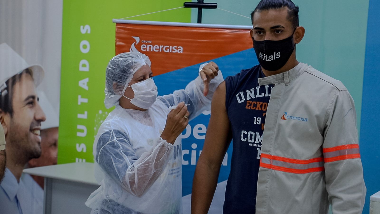 Prefeitura leva ponto de vacinação a profissionais da indústria - News Rondônia