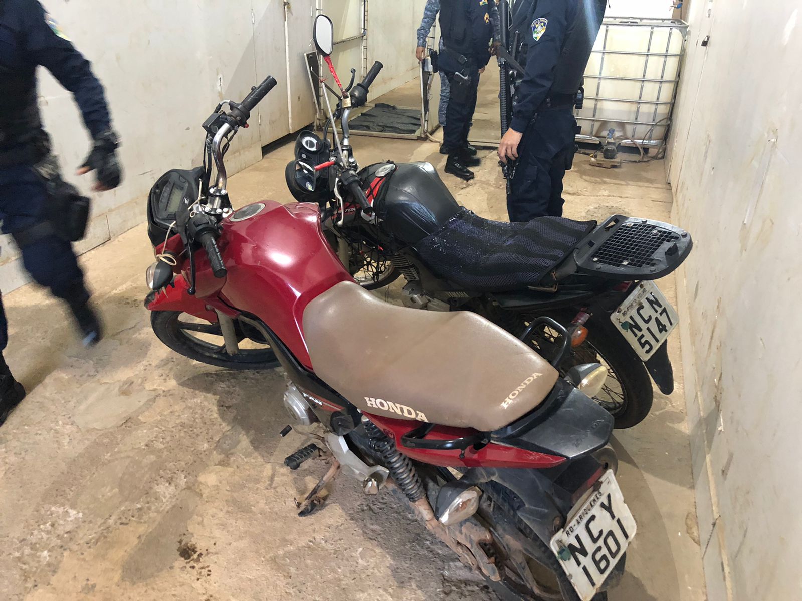 ENXUGANDO GELO: Polícia prende quadrilha com armas e motos roubadas no Residencial Morar Melhor - News Rondônia