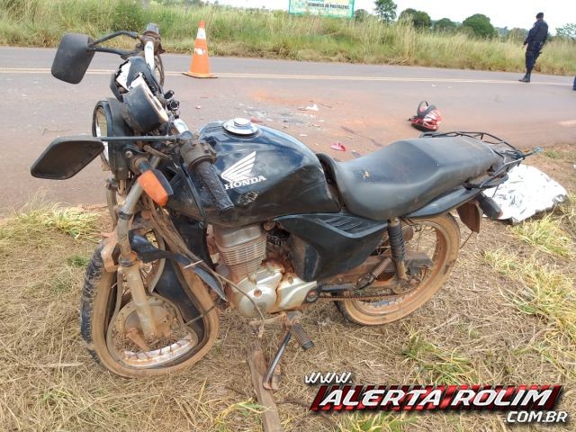 ROLIM DE MOURA  MOTOCICLISTA MORRE APÓS SE CHOCAR NA TRASEIRA DE CARRO NA RO-010 - News Rondônia