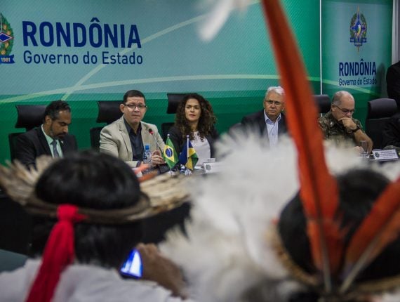 GOVERNADOR SE REÚNE COM ÍNDIOS DAS ETNIAS KARIPUNA, KARITIANA E URU-EU-WAU-WAU - News Rondônia