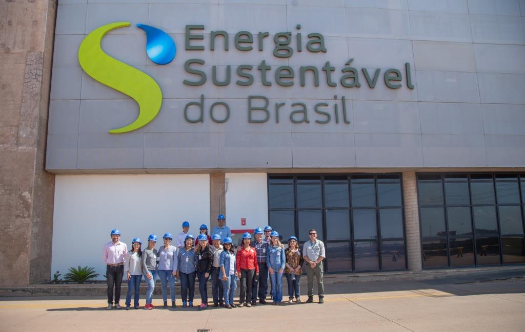 GRUPO MOVIMENTO RONDÔNIA PELA EDUCAÇÃO CONHECE OS PROJETOS DA ENERGIA SUSTENTÁVEL DO BRASIL - News Rondônia
