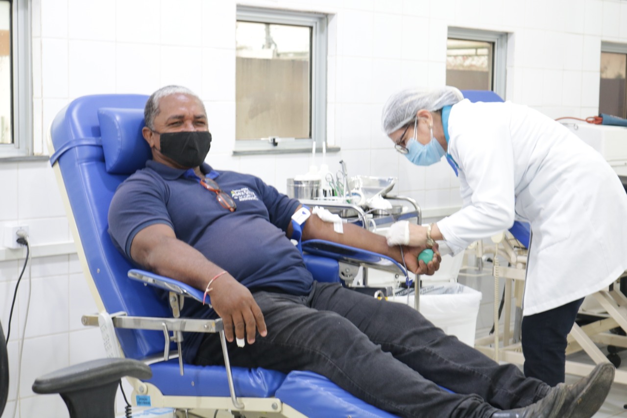 Equipe de assessores do deputado Alex Silva se mobiliza e promove ação de doação de sangue - News Rondônia