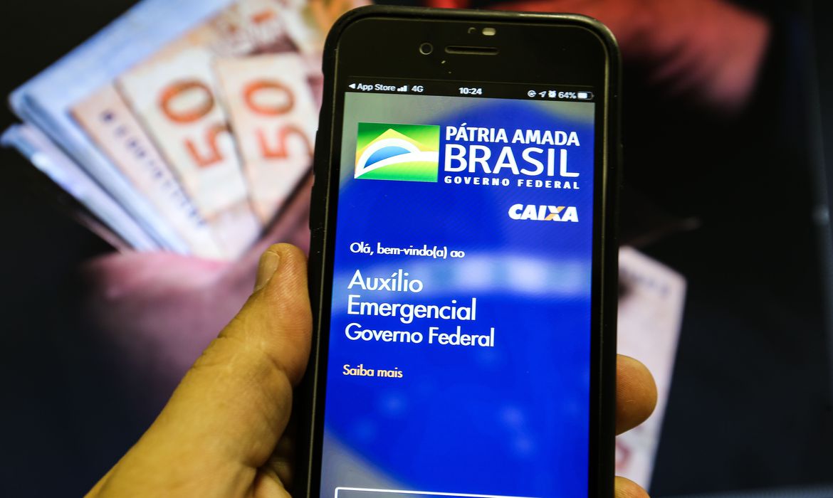 Auxílio Emergencial: nascidos em abril podem sacar 3ª parcela - News Rondônia