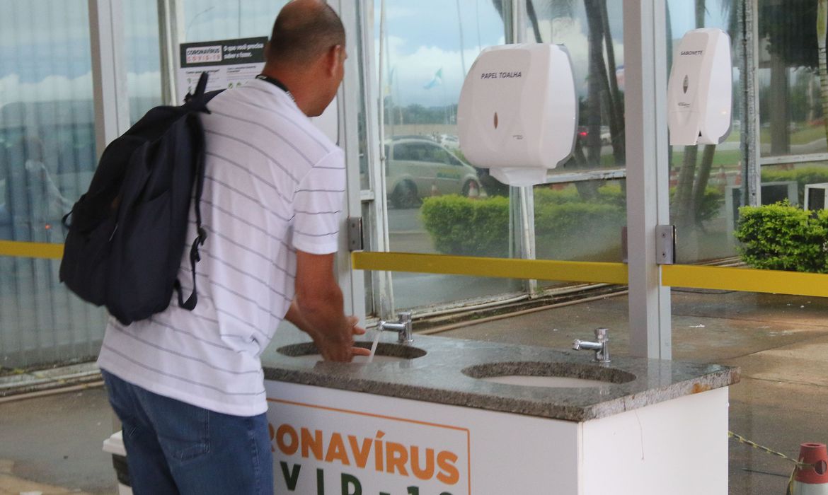 OMS pede redução de desigualdades no acesso à higiene das mãos - News Rondônia