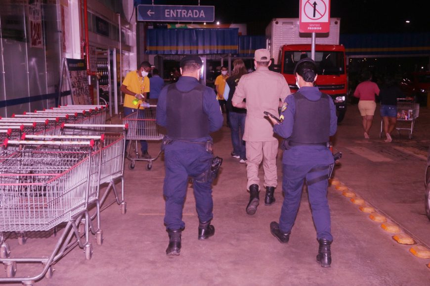 Na segunda noite da 'Operação Decreto', mais de 30 estabelecimentos comerciais foram fiscalizados em Porto Velho - News Rondônia
