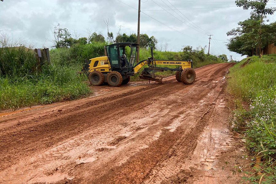Estrada 13 de Setembro recebe serviço da Semagric após solicitação do vereador Edimilson Dourado - News Rondônia