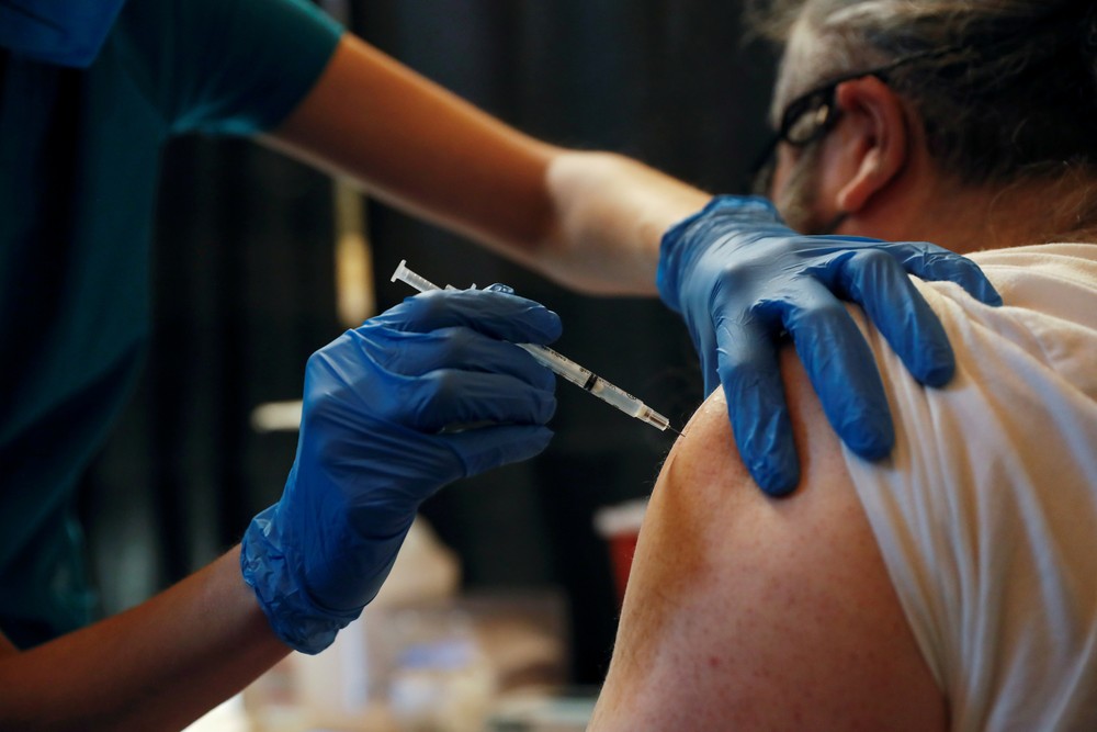 EUA divulgam plano para distribuir mais 55 milhões de vacinas contra Covid - News Rondônia