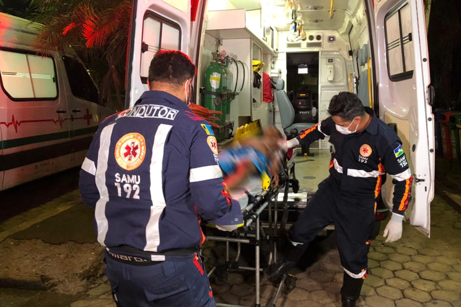 NÃO RESISTIU - Jovem baleado em quadra de esporte morre no hospital - News Rondônia