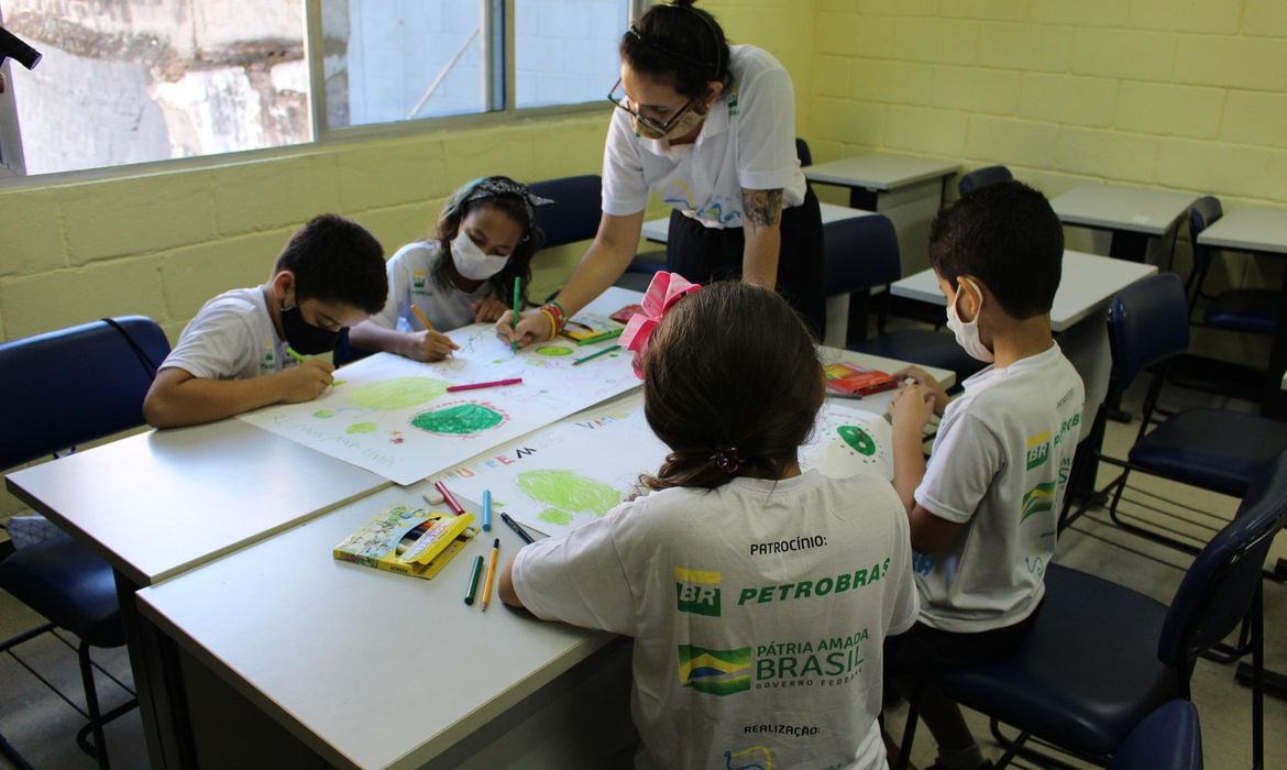 Transformação digital é desafio do MEC com volta de aulas presenciais - News Rondônia
