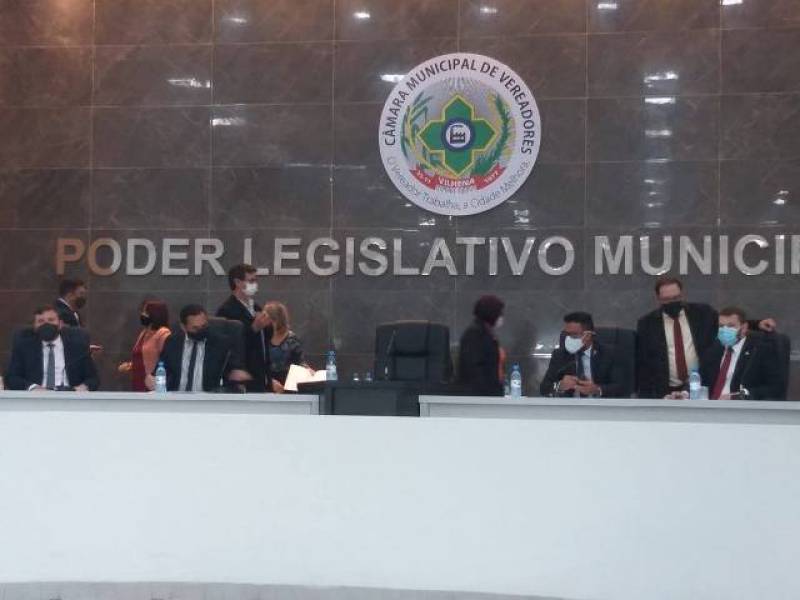 Vereadores de Vilhena mudam lei municipal e nova regra decide quando prefeito pode decretar lockdown e fechar comércio - News Rondônia