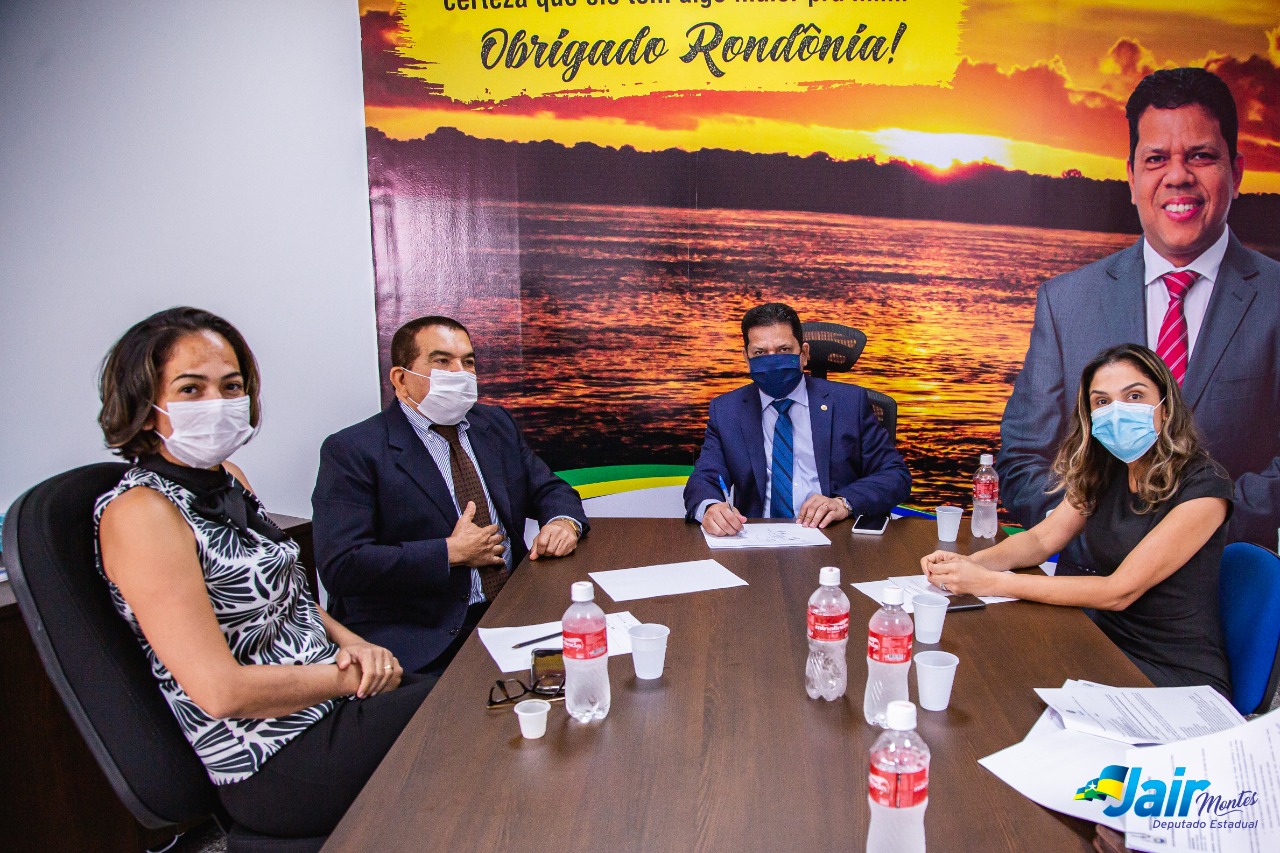 Prefeita de Alto Paraíso agradece deputado Jair Montes por destinação de recurso para combate ao novo coronavírus - News Rondônia
