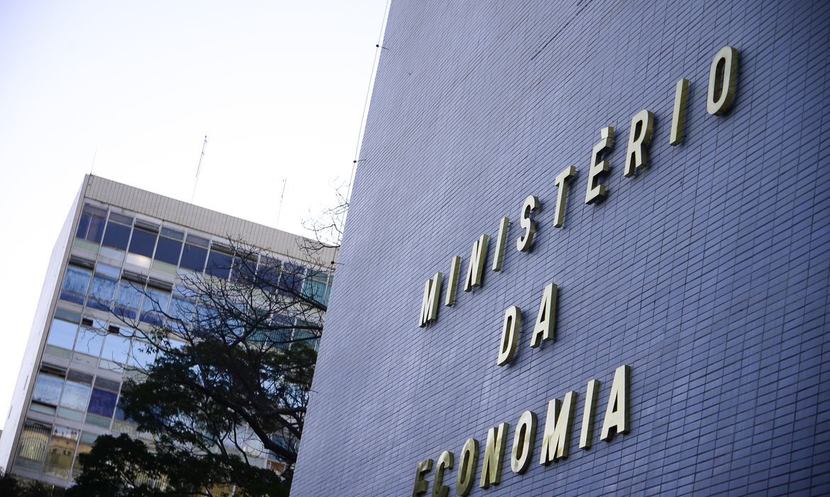 Governo pretende economizar R$ 97 milhões com licitação centralizada - News Rondônia
