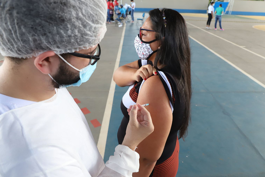 Porto Velho começa vacinação para pessoas acima de 28 anos - News Rondônia
