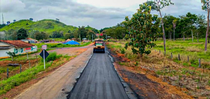 Serviços de recapeamento asfáltico em 38 km da RO-463, sentido Governador Jorge Teixeira, são iniciados pelo DER - News Rondônia