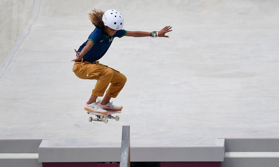 Brasil fatura 2ª prata no skate e vai com 3 às quartas do surfe - News Rondônia