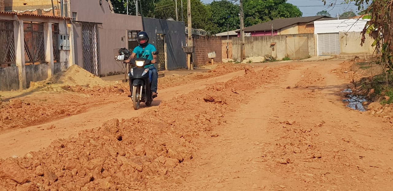 Promessa de asfalto na rua Cajueiro no bairro Castanheira em Porto Velho segue sem ser cumprida - News Rondônia