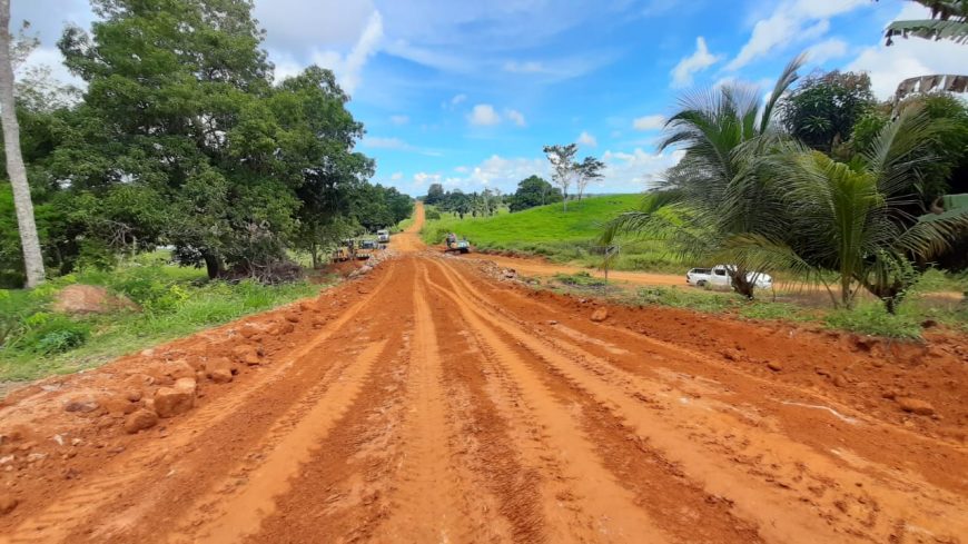 DER reestrutura eixo da rodovia 470, que liga o município de Vale do Paraíso ao distrito de Santa Rosa - News Rondônia