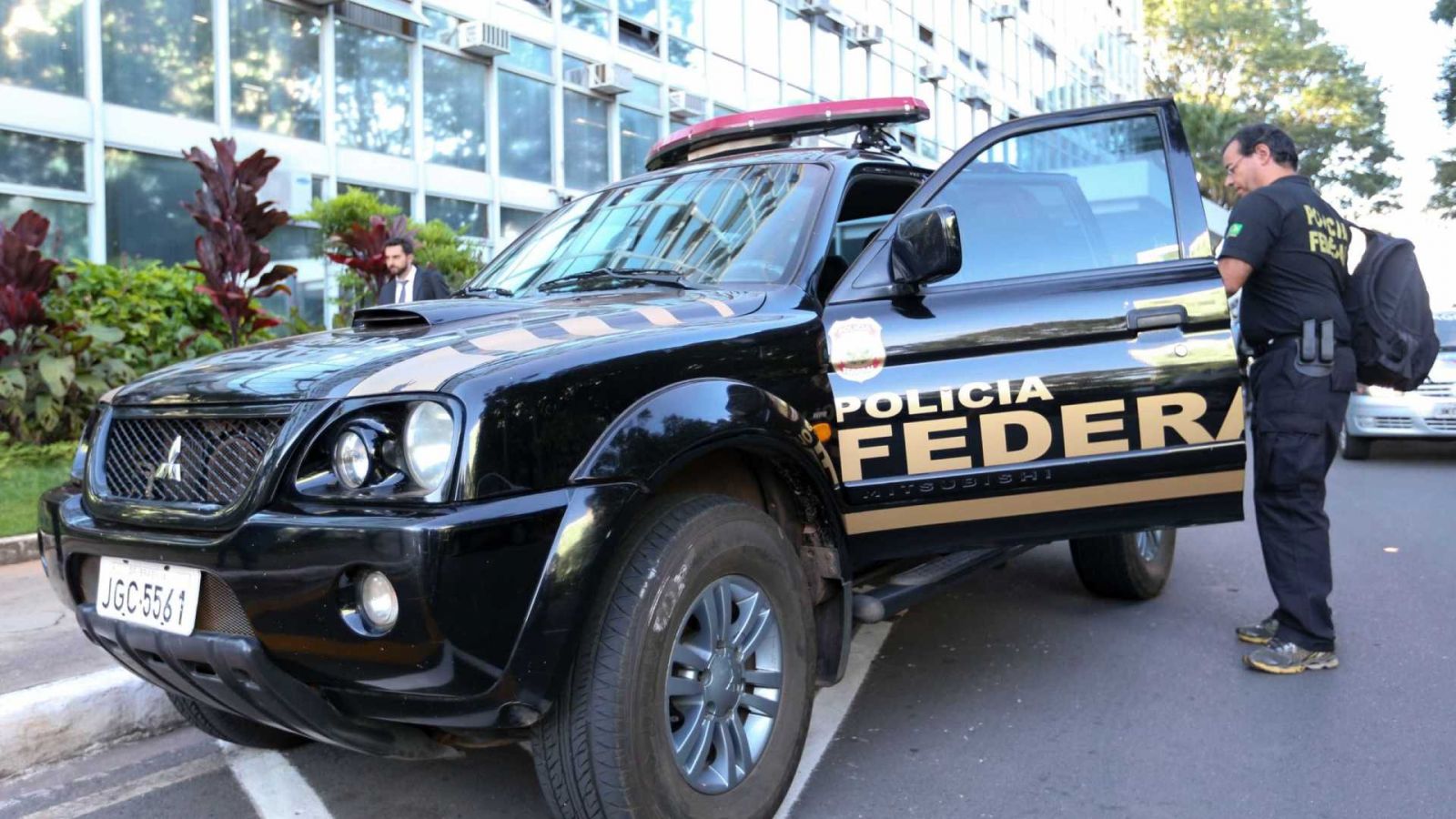 PF CUMPRE MANDADOS CONTRA TRÁFICO DE TRANSEXUAIS E TRABALHO ESCRAVO - News Rondônia