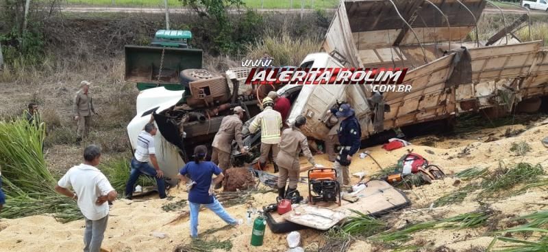 NÃO RESISTIU: MORRE PRESO AS FERRAGENS MOTORISTA DE CARRETA ENVOLVIDA EM GRAVE ACIDENTE NA BR-364 - News Rondônia