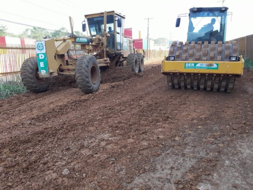 FRENTE DE TRABALHO - Estrada do Belmont é preparada para receber mais um quilômetro de asfaltamento em Porto Velho - News Rondônia