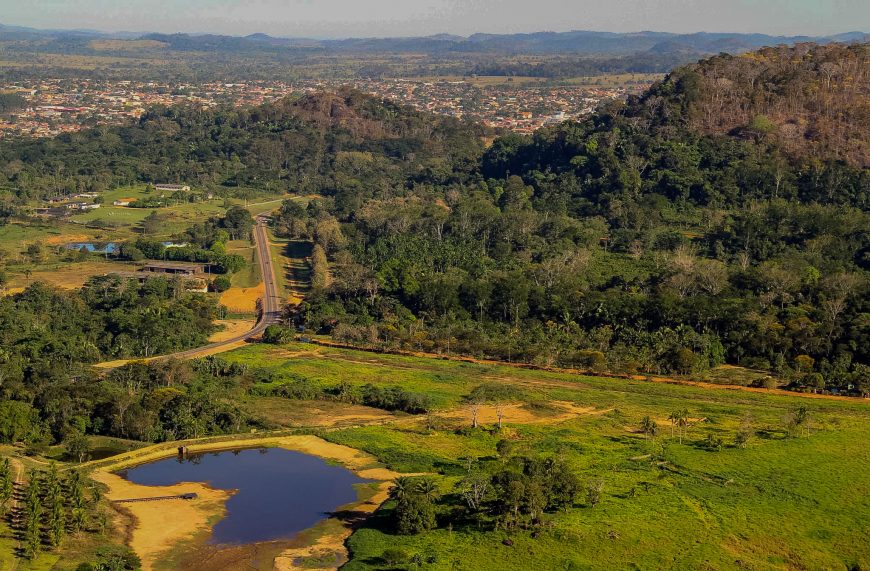 Empresas parceiras do Programa Viaja Mais Servidor devem exibir selo de identificação que comprova descontos - News Rondônia