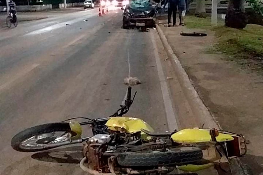 NO CRUZAMENTO: Motociclista fica em estado grave em acidente na Jorge Teixeira - News Rondônia