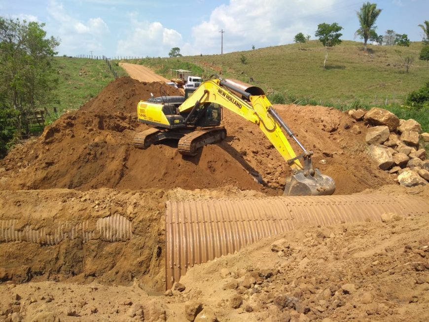 ESTRADA - Governo do Estado realiza manutenção completa da Rodovia 010, em Jaru - News Rondônia