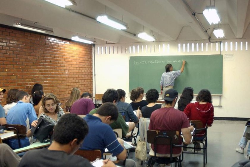 PREFEITOS CRITICAM REAJUSTE DE 12% DO PISO PARA PROFESSORES - News Rondônia