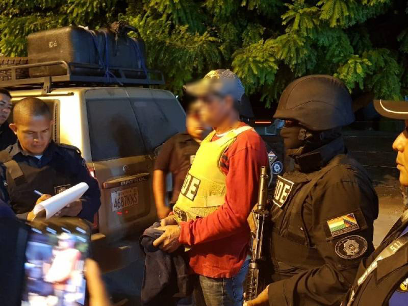 TRAFICANTE QUE ARMOU EMBOSCADA PARA MATAR AGENTE DA PF NO CONE SUL FOI PRESO NA BOLÍVIA; JÁ ESTÁ NO BRASIL - News Rondônia