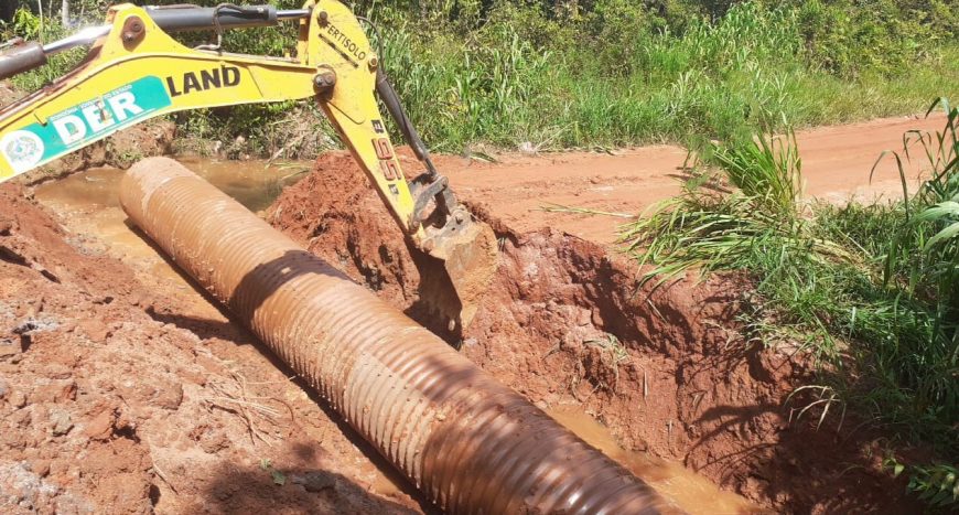 DER substitui manilhas por tubo de aço na RO-370, em Alto Alegre dos Parecis - News Rondônia