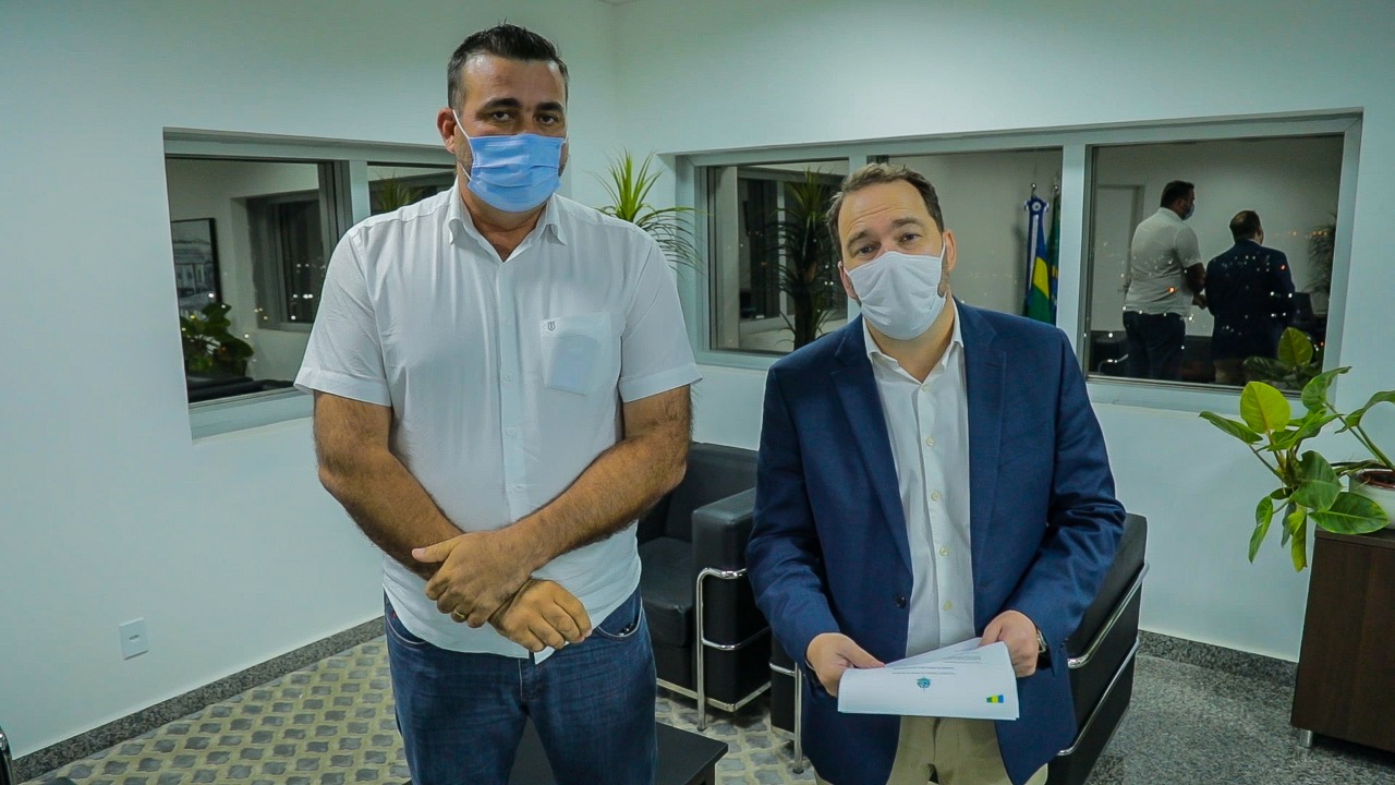 Costa Marques recebe R$ 600 mil do presidente Alex Redano para melhorar estradas e adquirir tubos - News Rondônia