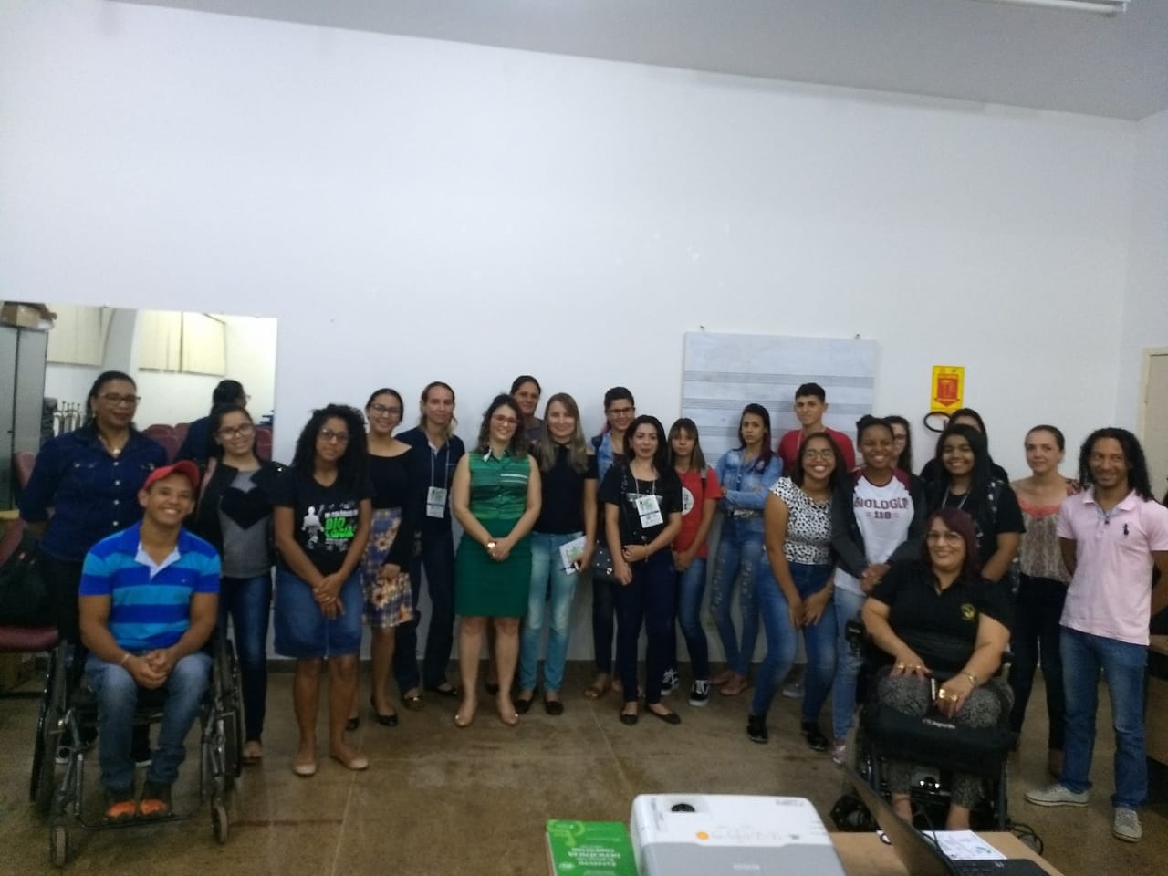 COLÓQUIO DE BIOLOGIA EM COLORADO DO OESTE ABORDA QUESTÕES DE INCLUSÃO SOCIAL - News Rondônia