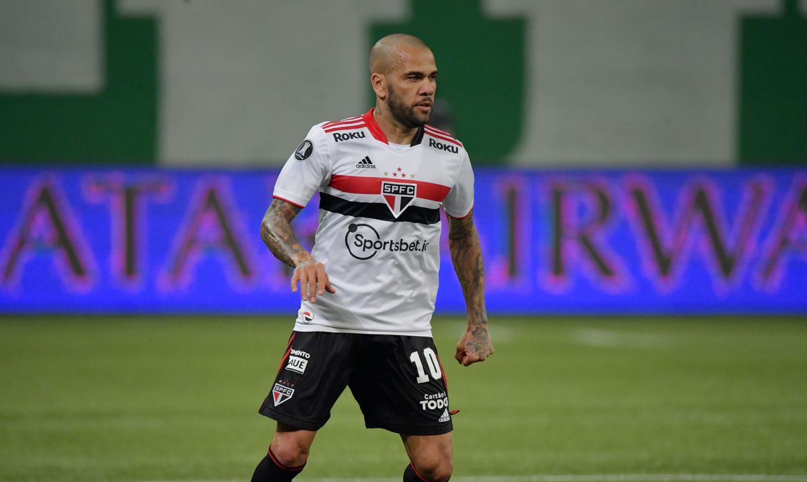 São Paulo anuncia que Daniel Alves não joga mais pelo clube - News Rondônia
