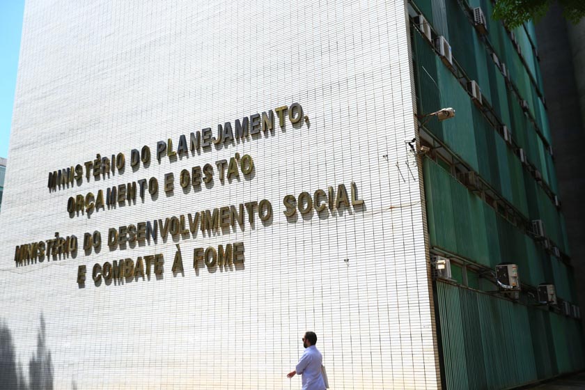 SERVIDORES PÚBLICOS PODERÃO REDUZIR JORNADA DE TRABALHO - News Rondônia