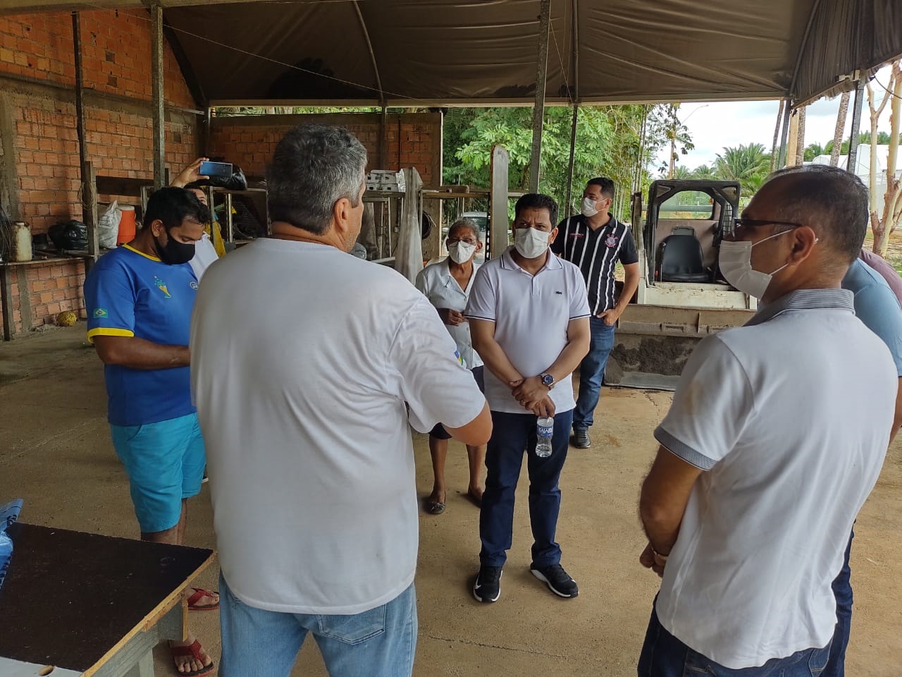 Chacareiros saem otimistas de audiência com deputado e defensores públicos e pedem presença da PF no caso - News Rondônia