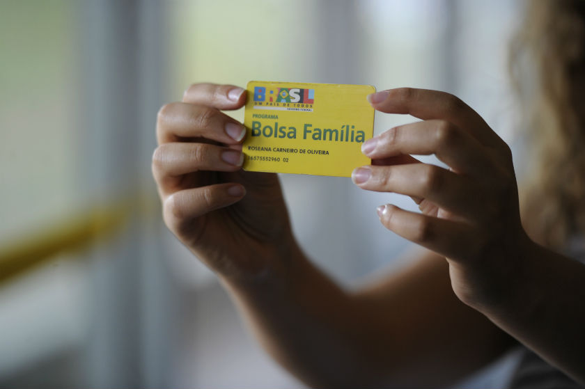 Programa DF Sem Miséria e Bolsa Família são assegurados por mais seis meses - News Rondônia