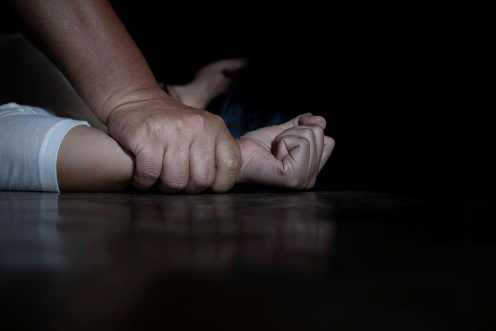 MONSTRO - Idoso é preso por estuprar e engravidar a neta de 11 anos de sua companheira - News Rondônia